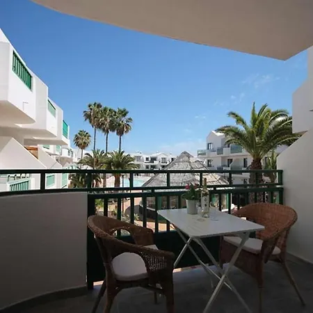 Apartman Sleeps 4 Pool Wifi Costa Teguise